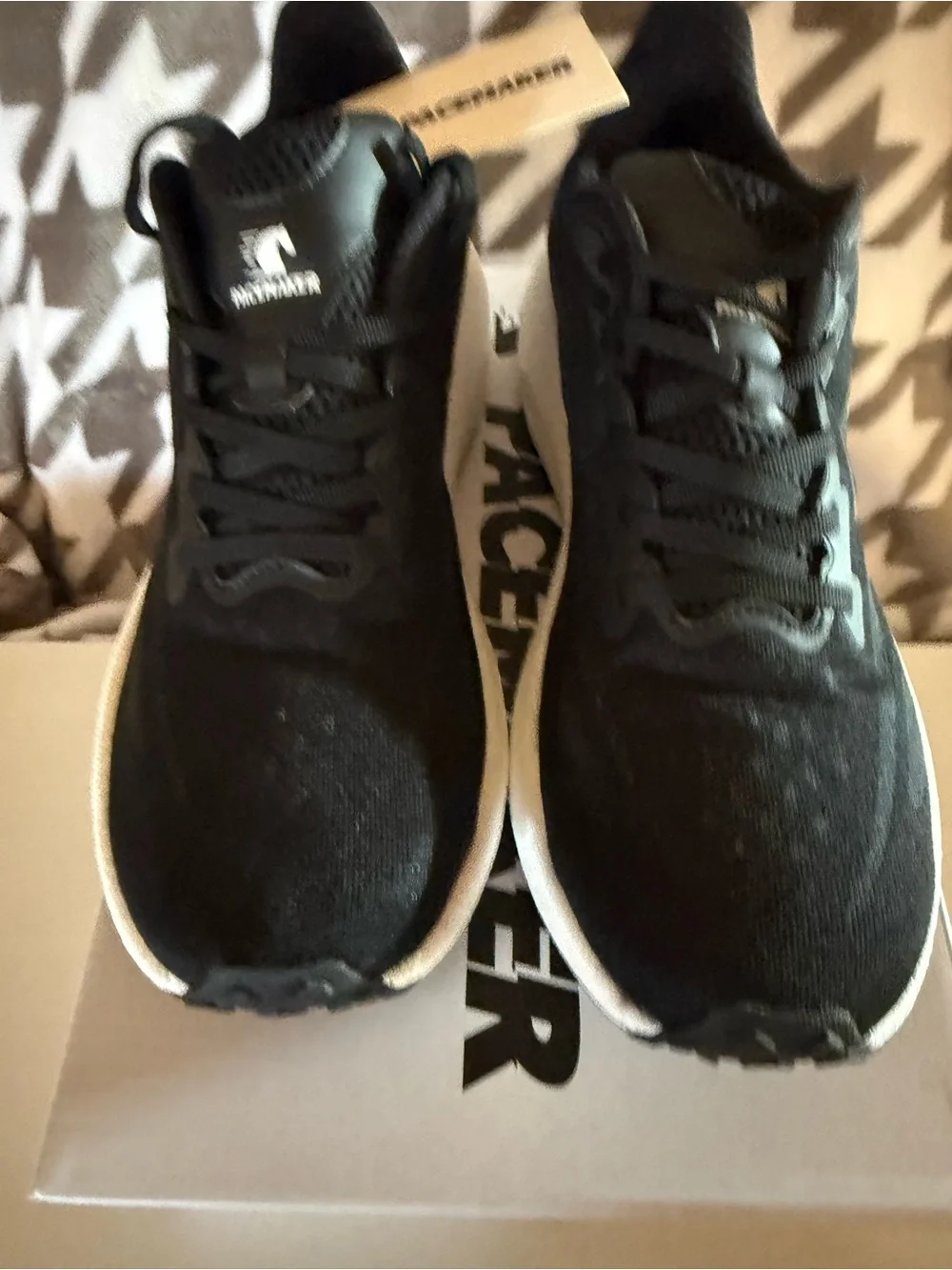 Pacemaker Men’s Low Top Lace-Up Athletic Sneaker Black/White Solid